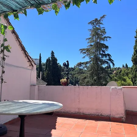 Estudio Con Terraza En El Albayzin Granada